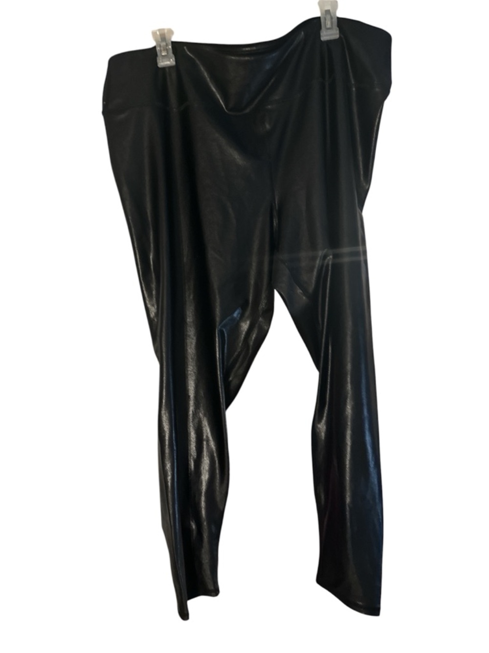 NWOT Maurices Black Shiny Faux Leather Leggings 3x 85% poly 15% spandex